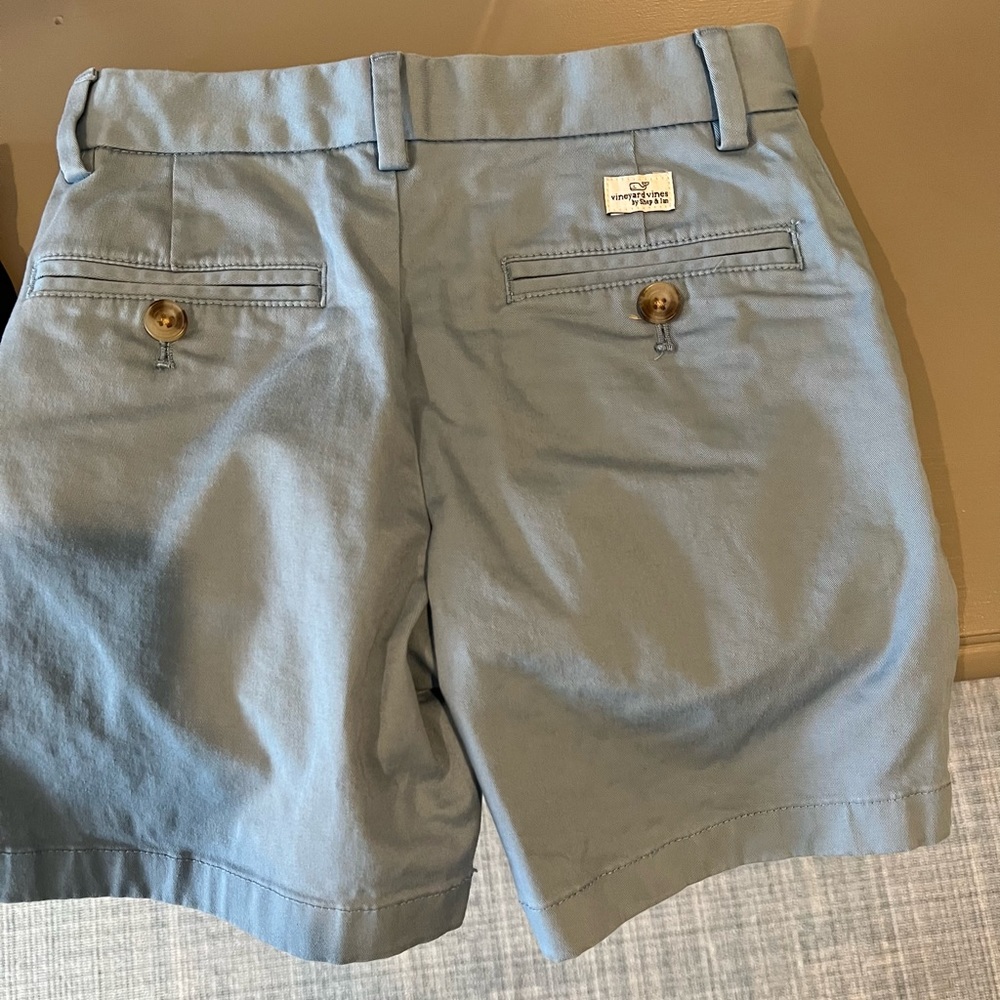 Kids vineyard vines blue shorts size 5